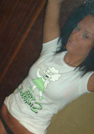 Roselyn is a cheater looking for a guy like you!